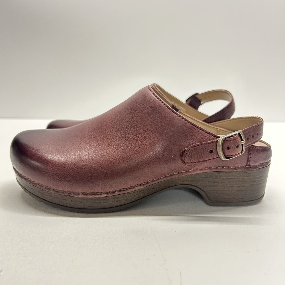 Dansko Berry Milled Burnished Slip On Leather Clogs Mules Size 38 US 7.5-8 - Picture 3 of 13